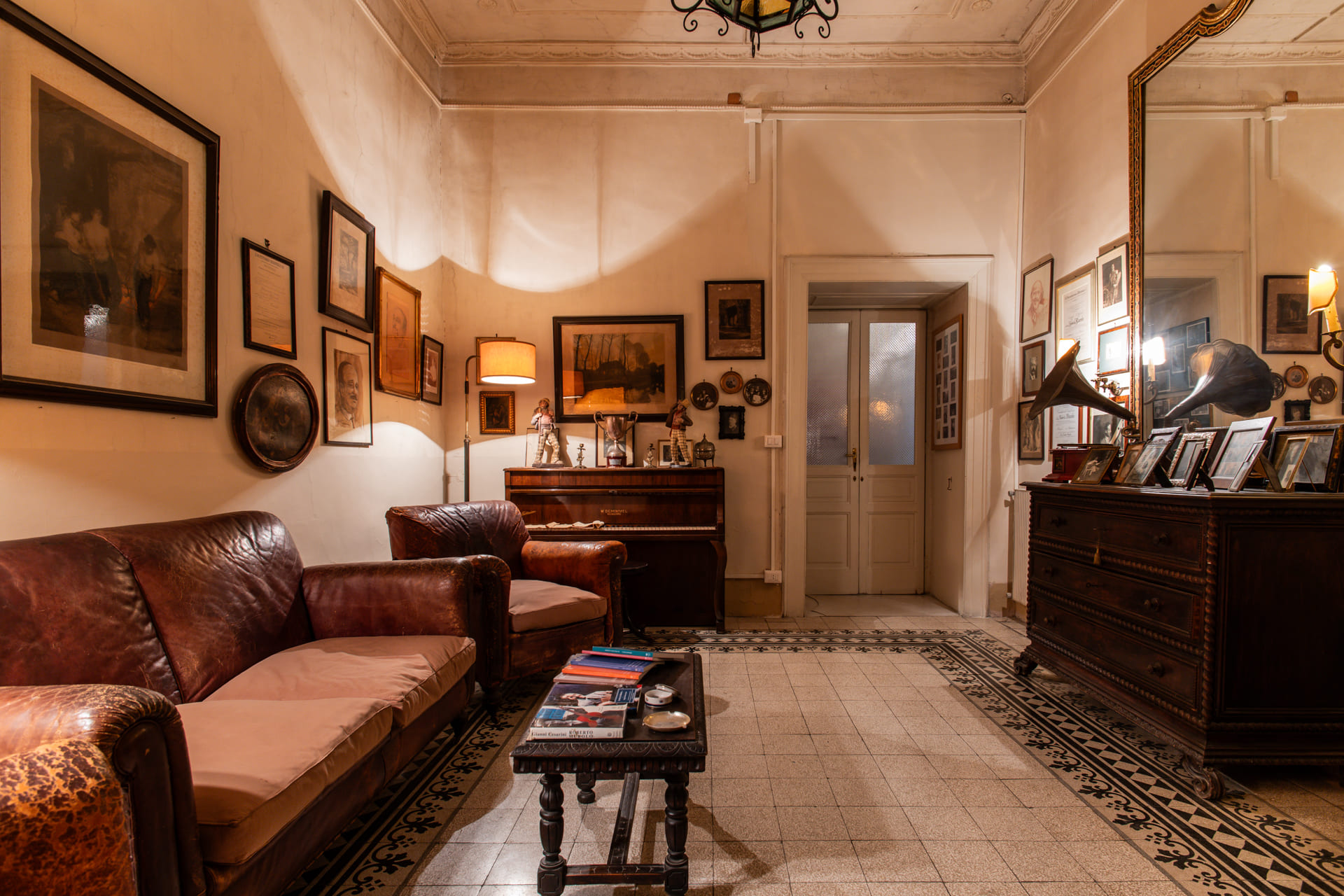 Fondazione Roberto Murolo: il progetto per digitalizzare l’archivio della Casa Museo